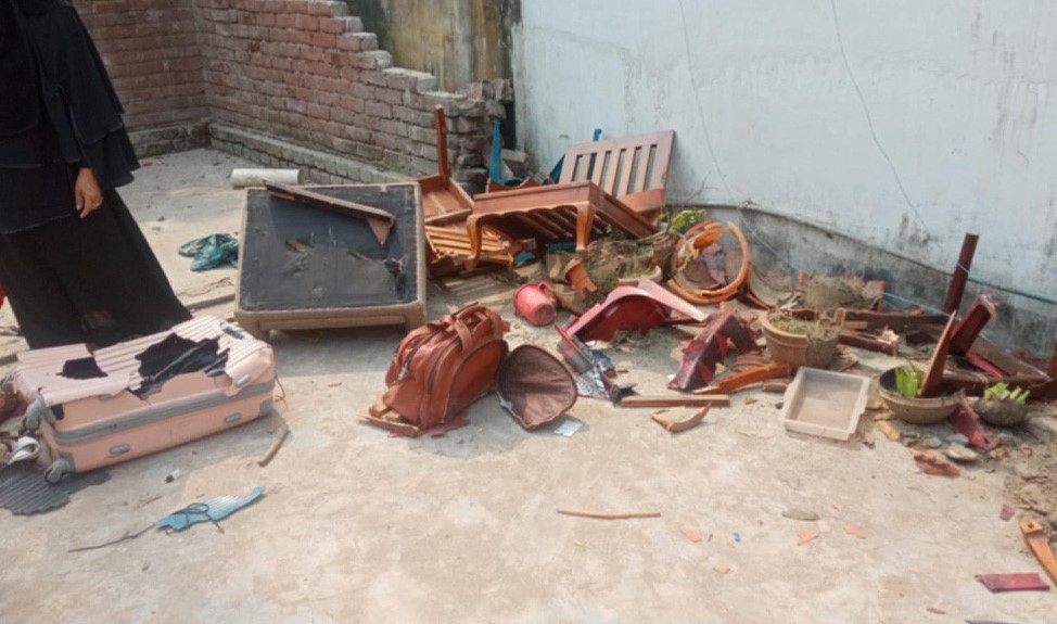 কুমারখালীতে বৈষম্যবিরোধী ছাত্র নেতার বাড়ি ভাঙচুর