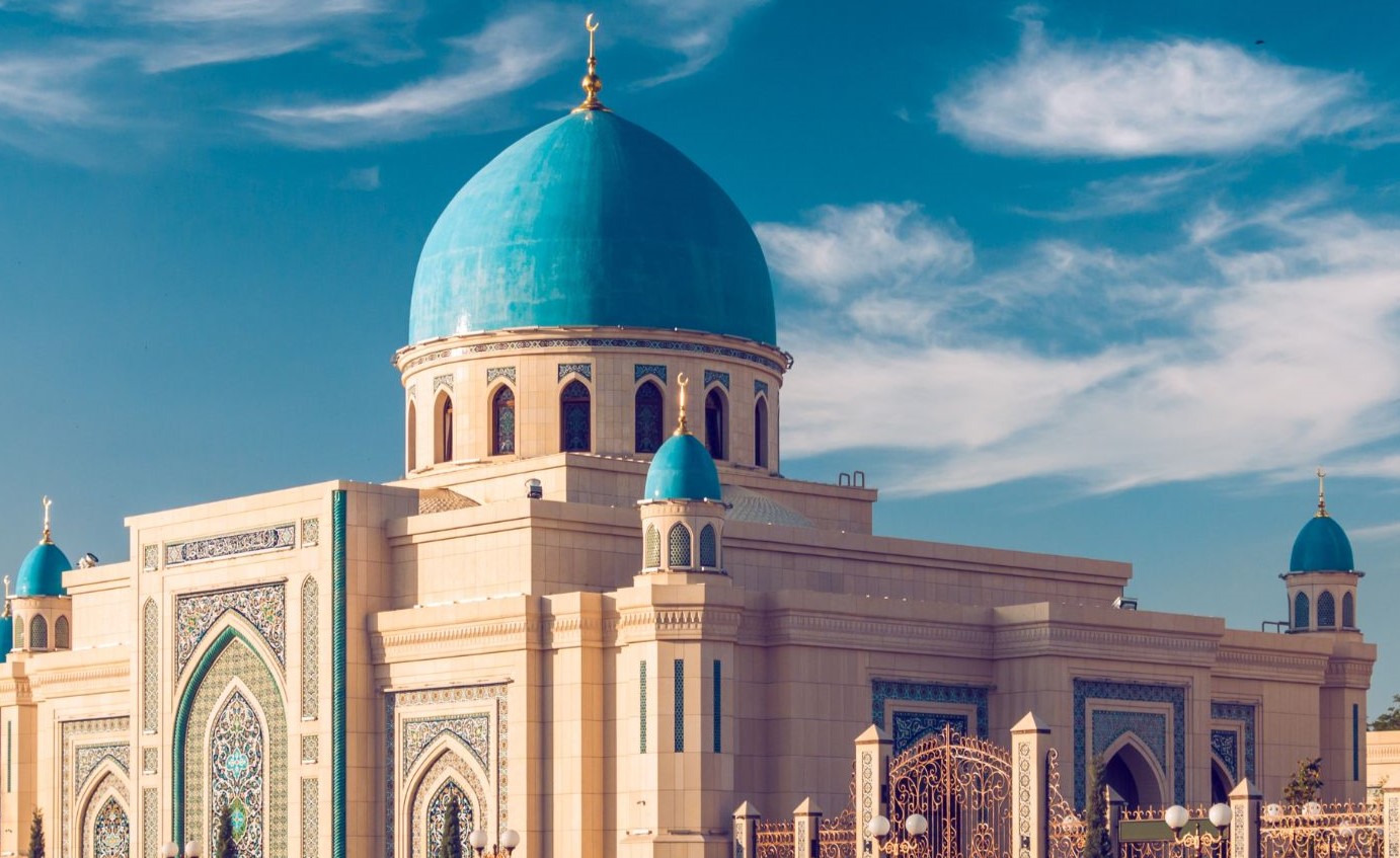 জুমার দিনে যেসব আমলে গুনাহ মাফ হয়