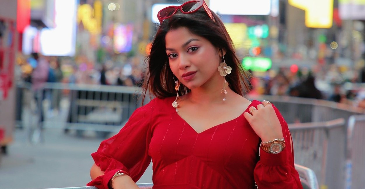 Onamning kokraklari, mushuklari va ogli