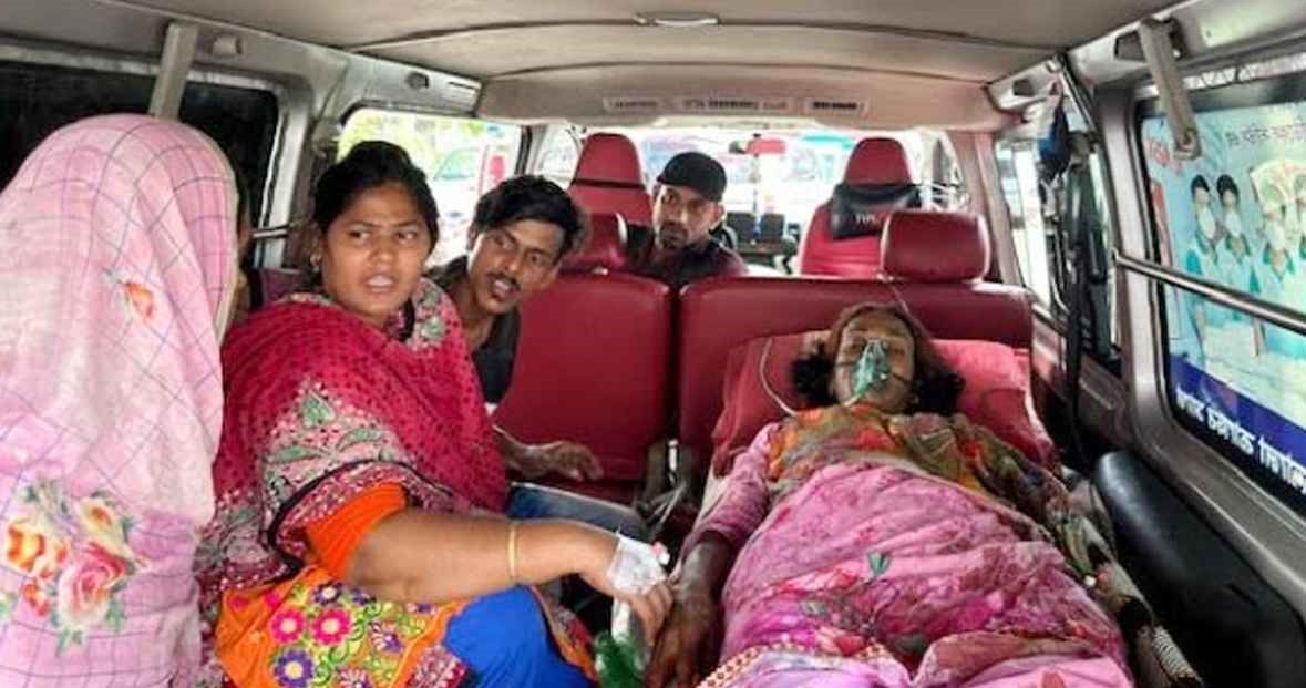 খুলনায় ঘরে ঢুকে একই পরিবারের ৪ জনকে গুলি