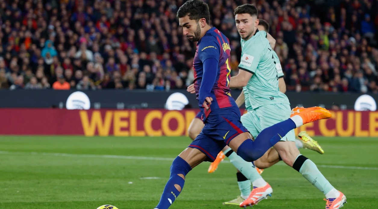 বড় জয়ে ক্যাম্প ন্যুতে প্রত্যাবর্তন বার্সার, হটাল রিয়ালকে