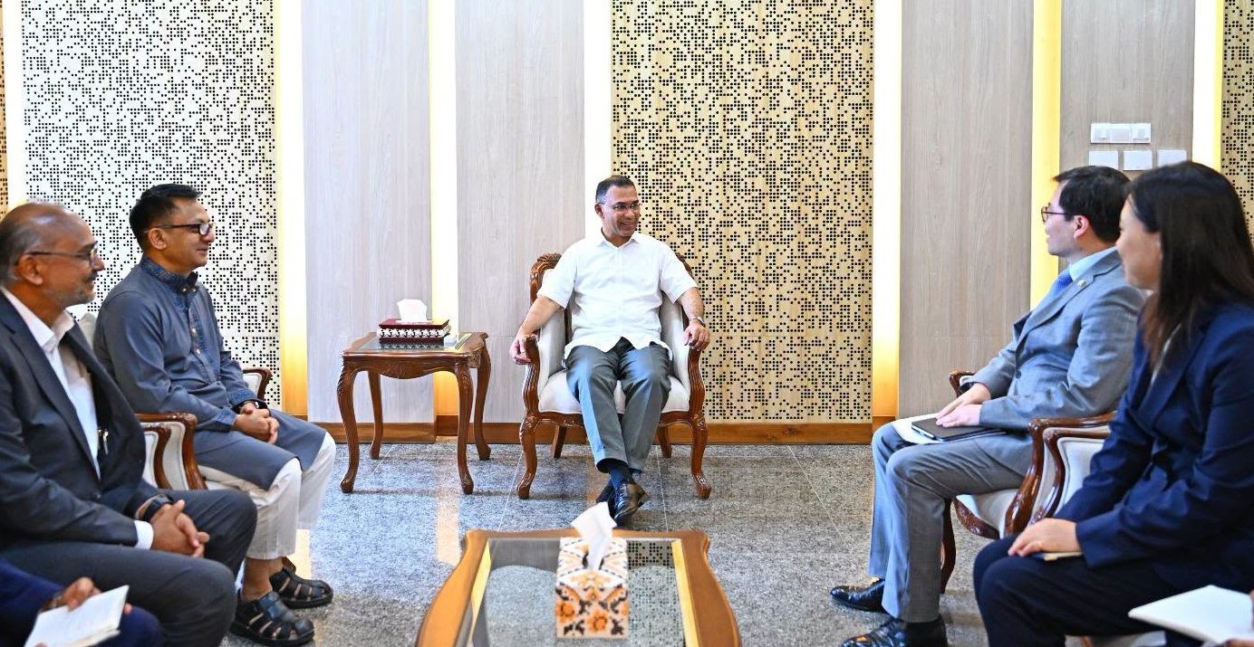 প্রধানমন্ত্রীর সঙ্গে দক্ষিণ কোরিয়ার বাণিজ্যমন্ত্রীর সাক্ষাৎ