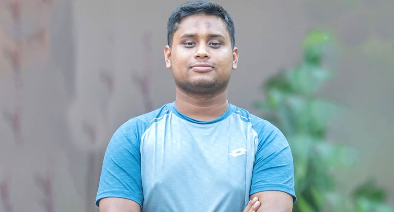 হাসনাত আব্দুল্লাহকে বেসরকারিভাবে বিজয়ী ঘোষণা