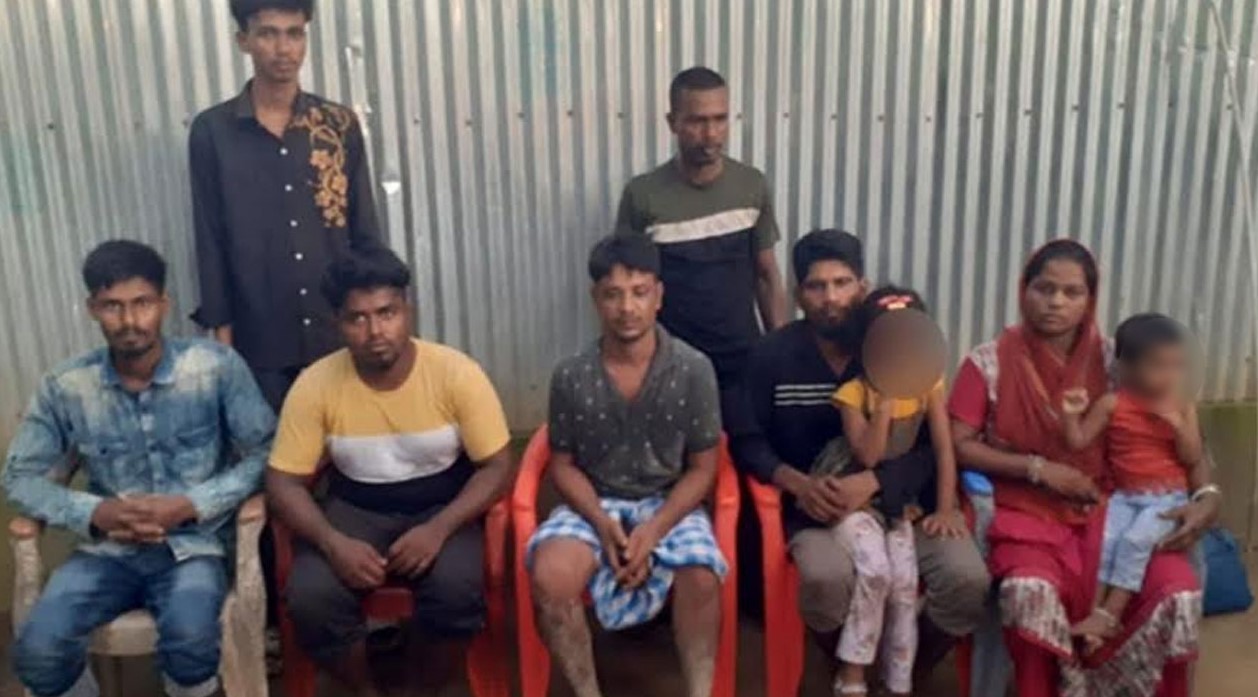 ধোবাউড়া সীমান্ত দিয়ে ৯ জনকে পুশ ইন 