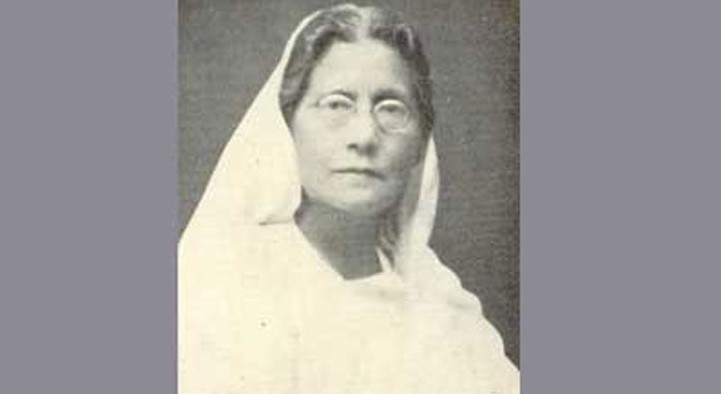 কবি কামিনী রায়ের জন্মদিন আজ