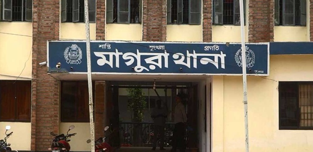 মাগুরায় সালিশে হাতুড়ি দিয়ে পিটিয়ে হত্যা