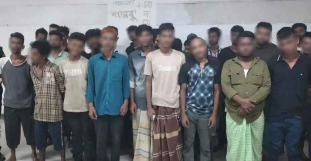 রাজধানীতে বিভিন্ন অপরাধে গ্রেপ্তার ৩৭