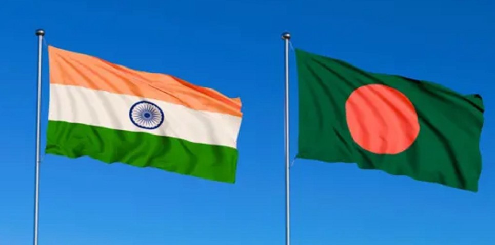 ভারতের স্থলবন্দর দিয়ে বাংলাদেশি পোশাকসহ পণ্য প্রবেশে নিষেধাজ্ঞা