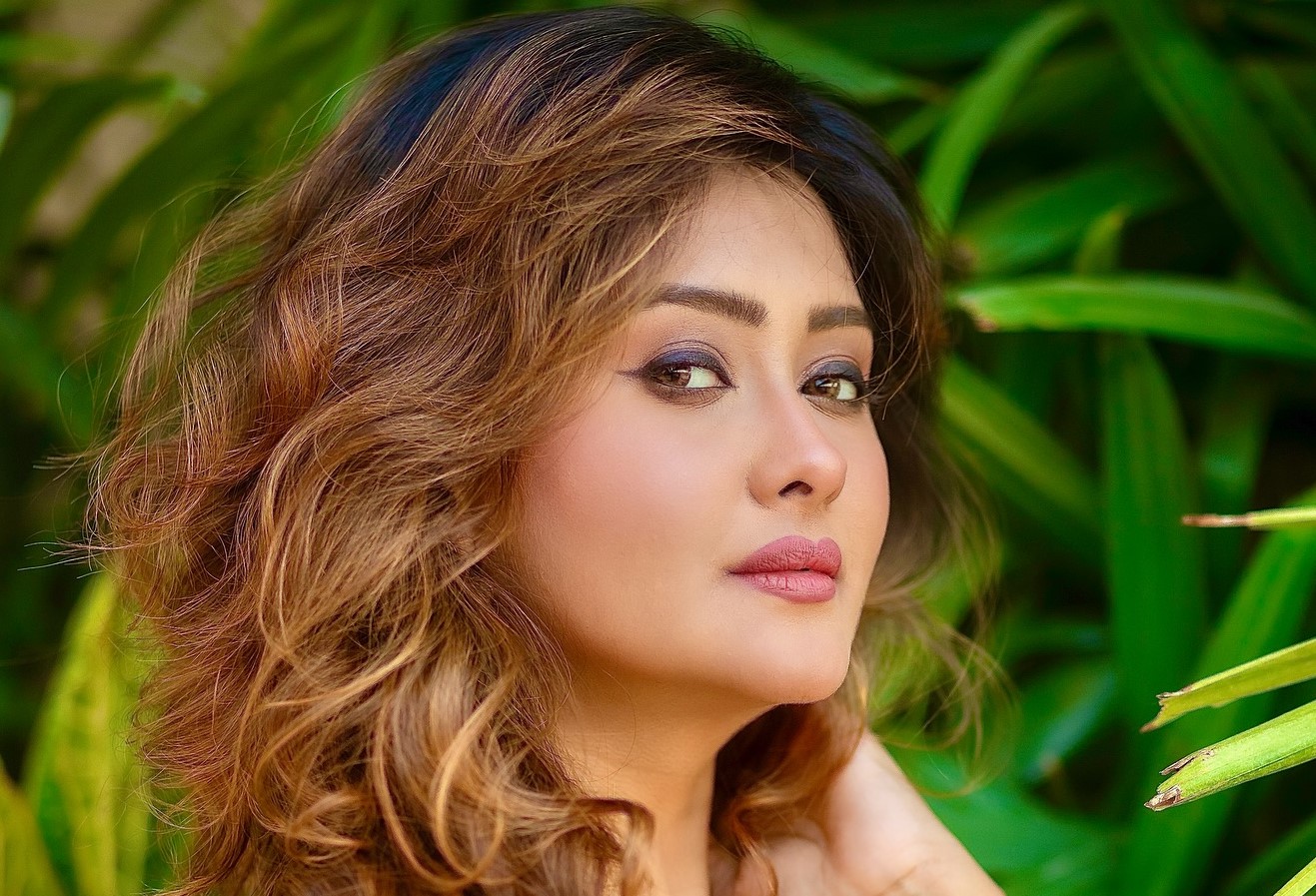 ঘন চুল পেতে প্রতিদিন খেতে পারেন যে ৩ খাবার