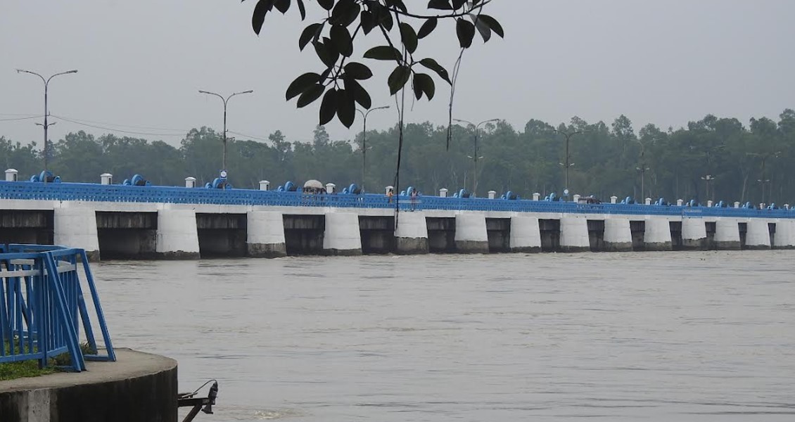 তিস্তার পানি বিপদসীমার ওপরে, হাজার হাজার মানুষ পানিবন্দি