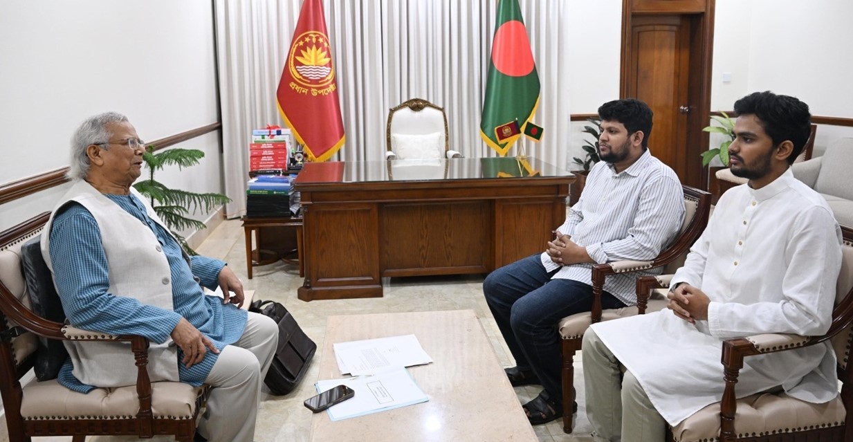 দুই উপদেষ্টা পদত্যাগপত্র দিয়েছেন