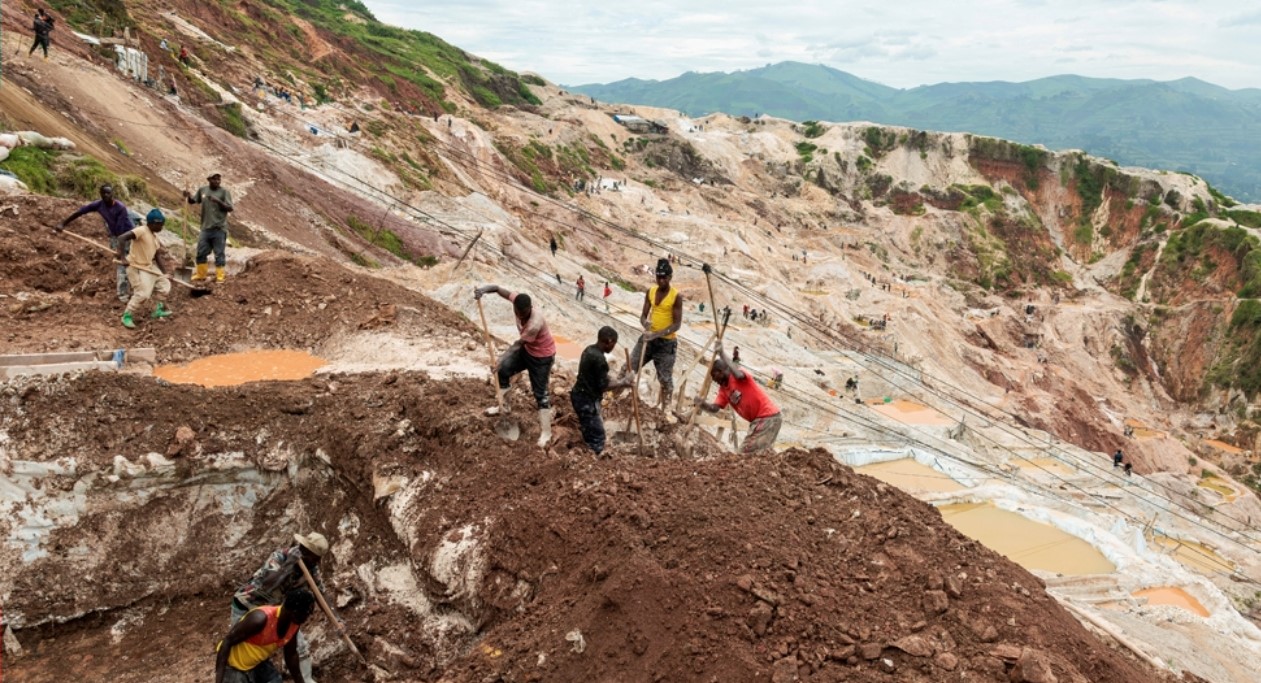 কঙ্গোতে কোলটান খনিধসে নিহত অন্তত ২২৭