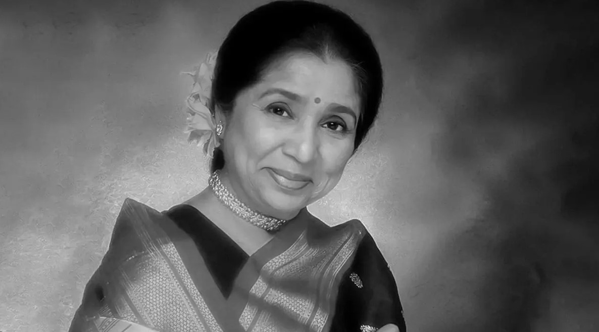 রাষ্ট্রীয় মর্যাদায় আশা ভোঁসলের বিদায়