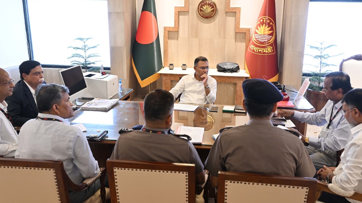 উচ্ছেদ হওয়া হকারদের দ্রুত পুনর্বাসনের নির্দেশ 