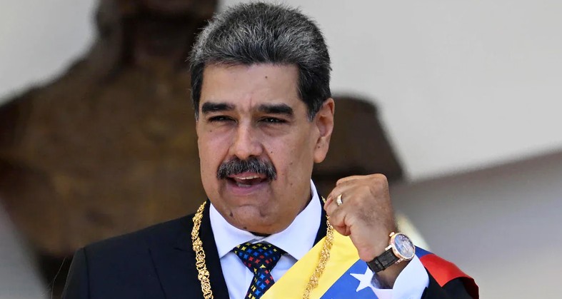 ভেনেজুয়েলায় হস্তক্ষেপ করলে ট্রাম্পের ‘রাজনৈতিক জীবনের ইতি ঘটবে’