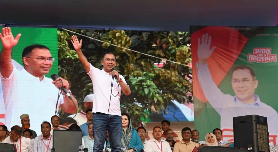 আজকে ষড়যন্ত্রের গন্ধ পাচ্ছি আমরা