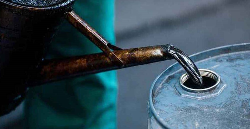 ভারত থেকে ১ লাখ ৮০ হাজার টন ডিজেল কিনবে সরকার 