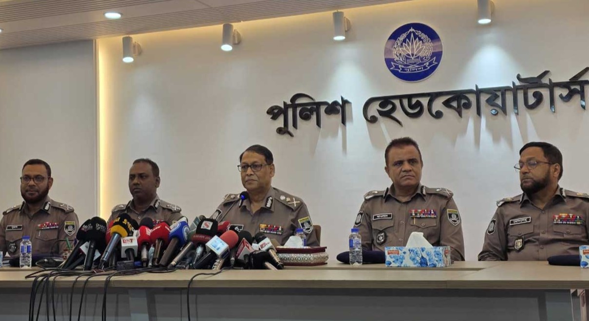 জাতীয় নির্বাচনে যেকোনো অস্ত্রই থ্রেট: আইজিপি