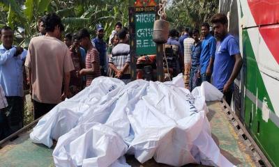 মঠবাড়িয়ায় ঈদ উপহার নিয়ে যাওয়ার পথে প্রাণ গেল ৩ ভাইয়ের