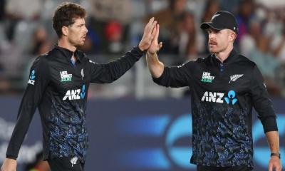 বড় জয়ে সিরিজে এগিয়ে গেল নিউজিল্যান্ড