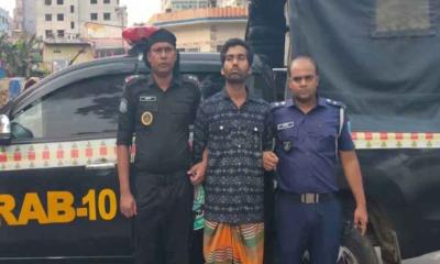 মা-মেয়েসহ ৩ জনকে কুপিয়ে হত্যা, গ্রেপ্তার ১