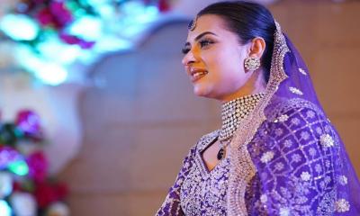 বিয়ের সাজে শবনম বুবলী