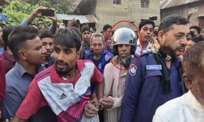 নন্দীগ্রামে স্ত্রীকে কুপিয়ে হত্যা, স্বামী আটক