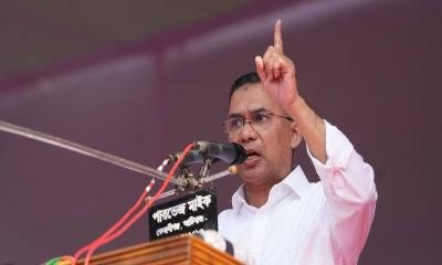 একটি দল নির্বাচনের আগেই মানুষ ঠকাচ্ছে, মুসলমানদের শিরক করাচ্ছে