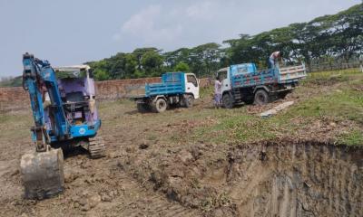 আনোয়ারায় ফসলি জমির মাটি কাটার হিড়িক