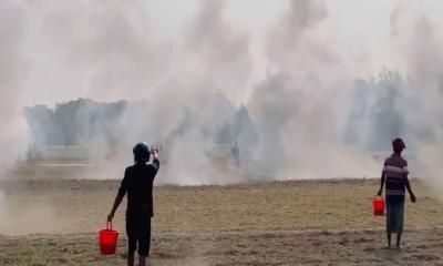 শতাধিক হাতবোমায় কেঁপে উঠলো জাজিরা