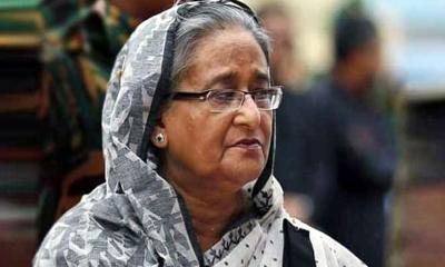 শেখ হাসিনাকে আত্মসমর্পণের নির্দেশ দিয়ে বিজ্ঞপ্তি জারি