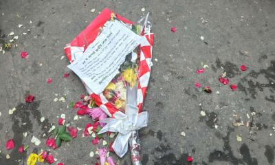 ধানমন্ডি ৩২: শ্রদ্ধা জানাতে এসে হেনস্তার শিকার