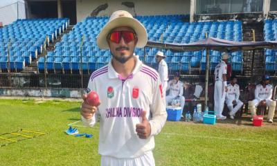 হ্যাটট্রিকসহ ৬ উইকেট আফিফের, ফলোঅনে বরিশাল