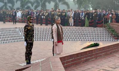 জাতীয় স্মৃতিসৌধে রাষ্ট্রপতির শ্রদ্ধা