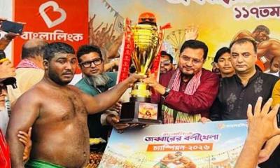 জব্বারের বলীখেলায় আবারও চ্যাম্পিয়ন বাঘা শরীফ