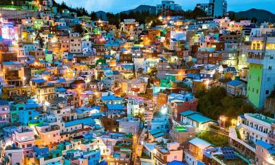 এশিয়ার ভ্রমণ গন্তব্যে বাড়ছে ভিড় ও বিশৃঙ্খলা