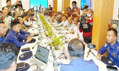 কুমিল্লায় সাংবাদিকদের সাথে পুলিশ সুপারের মতবিনিময় সভা