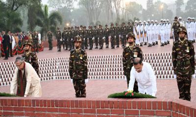 স্বাধীনতা দিবসে স্মৃতিসৌধে রাষ্ট্রপতি ও প্রধানমন্ত্রীর শ্রদ্ধা