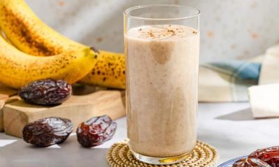 ইফতারের জন্য খেজুরের স্মুদি তৈরির রেসিপি