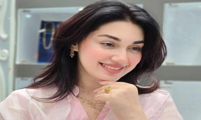 বান্ধবীদের মাধ্যমেই আসত সব প্রেমের চিঠি 